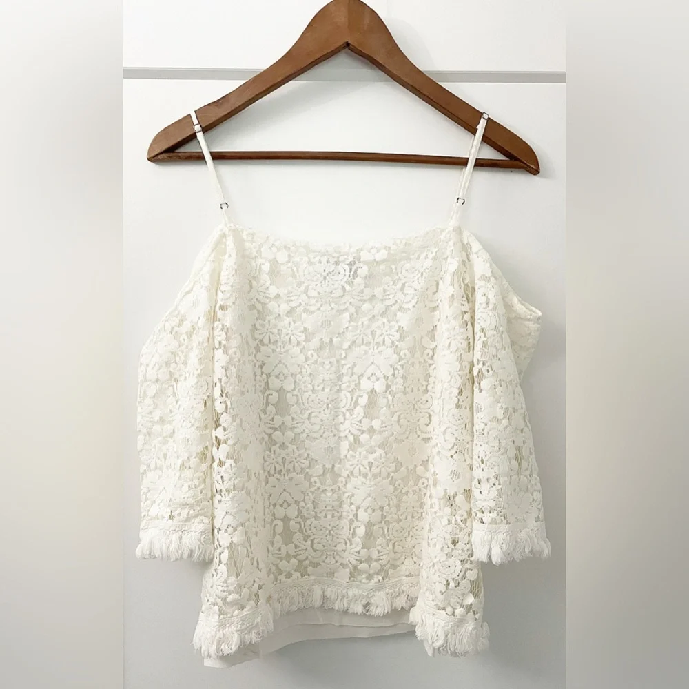 Bailey 44 Top Tusk Boho Ivory Lace & Fringe Cold Shoulder Women’s Small - Picture 4 of 11